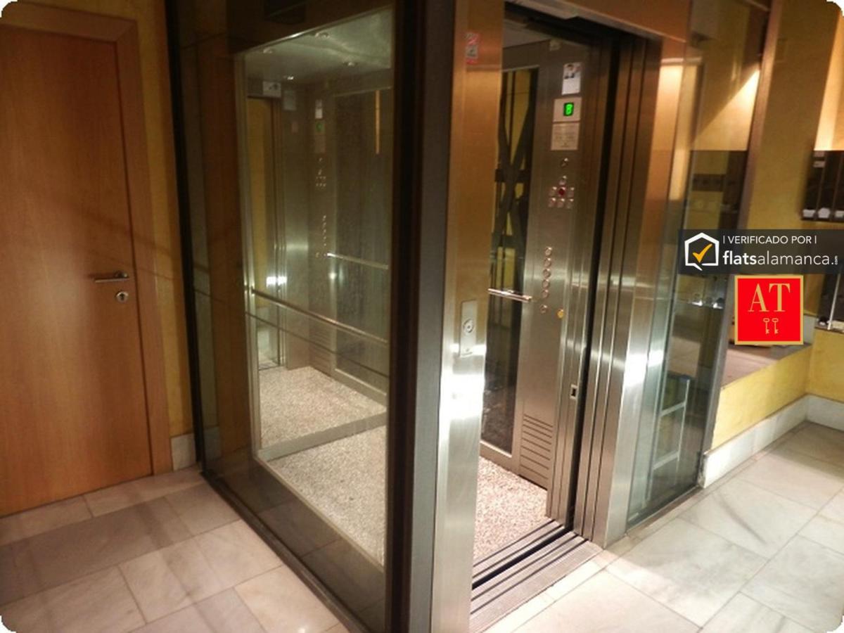 Homyat Prior Romo, Plaza Mayor Salamanca Ngoại thất bức ảnh